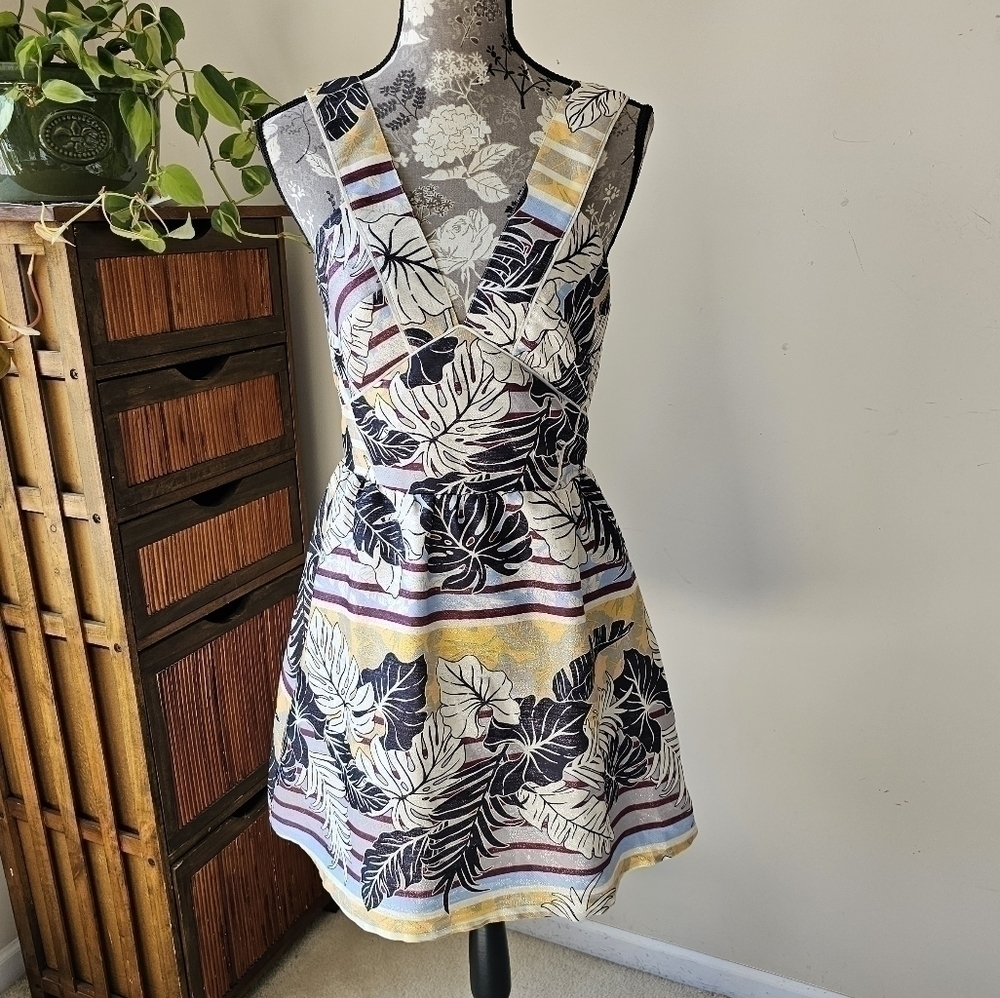 H&M‎ colorful metallic palm leaf backless dress Sz. 8